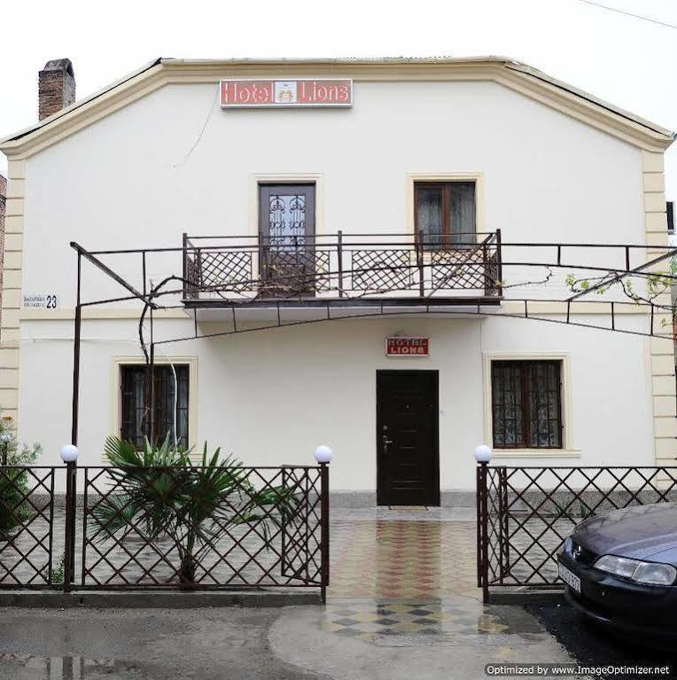 Hotel Lions Tbilisi Esterno foto